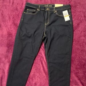 Skinny denim Michael Kors jeans.